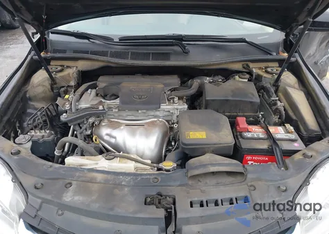 2015 Toyota Camry Xle z USA, uszkodzony, nr VIN 4T1BF1FK3FU924578